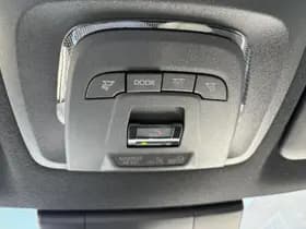 Toyota Corolla thumbnail 37