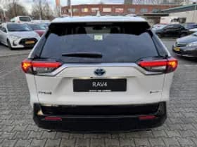 Toyota RAV4 thumbnail 4
