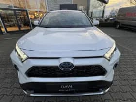 Toyota RAV4 thumbnail 6