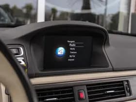 Volvo XC70 thumbnail 25