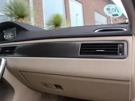 Volvo XC70 thumbnail 36