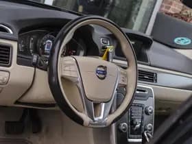 Volvo XC70 thumbnail 38