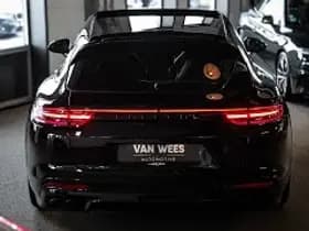 Porsche Panamera thumbnail 1
