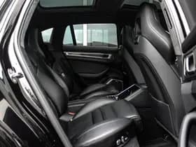 Porsche Panamera thumbnail 23