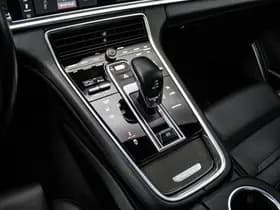 Porsche Panamera thumbnail 42