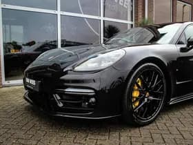 Porsche Panamera thumbnail 56