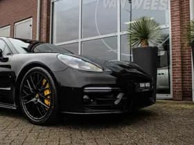 Porsche Panamera thumbnail 57