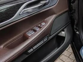 BMW 7-Serie thumbnail 39