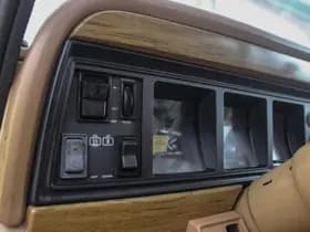 Jeep Wagoneer thumbnail 28