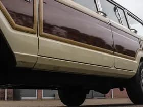 Jeep Wagoneer thumbnail 39