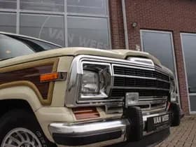 Jeep Wagoneer thumbnail 44