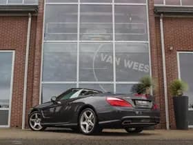 Mercedes-Benz SL-Klasse thumbnail 4