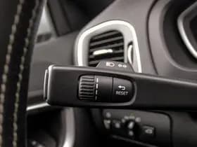 Volvo V40 thumbnail 25