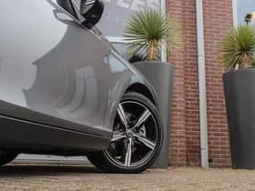 Volvo V40 thumbnail 44