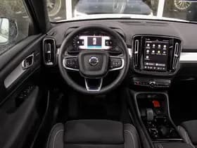 Volvo XC40 thumbnail 11