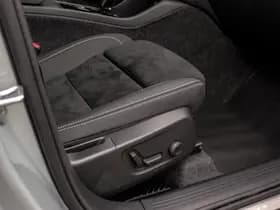 Volvo XC40 thumbnail 17