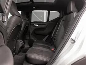 Volvo XC40 thumbnail 18