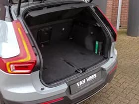 Volvo XC40 thumbnail 30