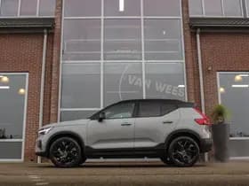 Volvo XC40 thumbnail 6