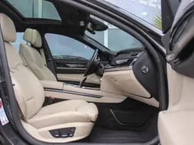 BMW 7-Serie thumbnail 14