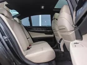 BMW 7-Serie thumbnail 18