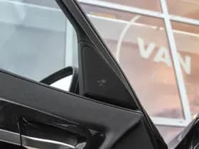 BMW 7-Serie thumbnail 40