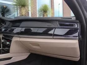 BMW 7-Serie thumbnail 43