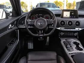 Kia Stinger thumbnail 11