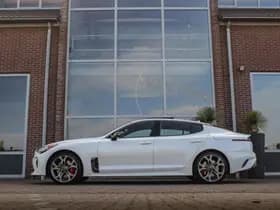Kia Stinger thumbnail 6