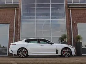 Kia Stinger thumbnail 7