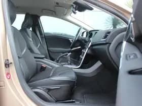 Volvo V40 thumbnail 4