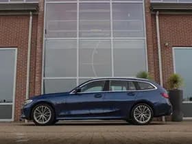 BMW 3-Serie thumbnail 6