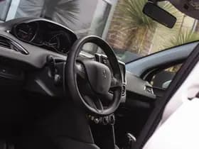 Peugeot 208 thumbnail 32