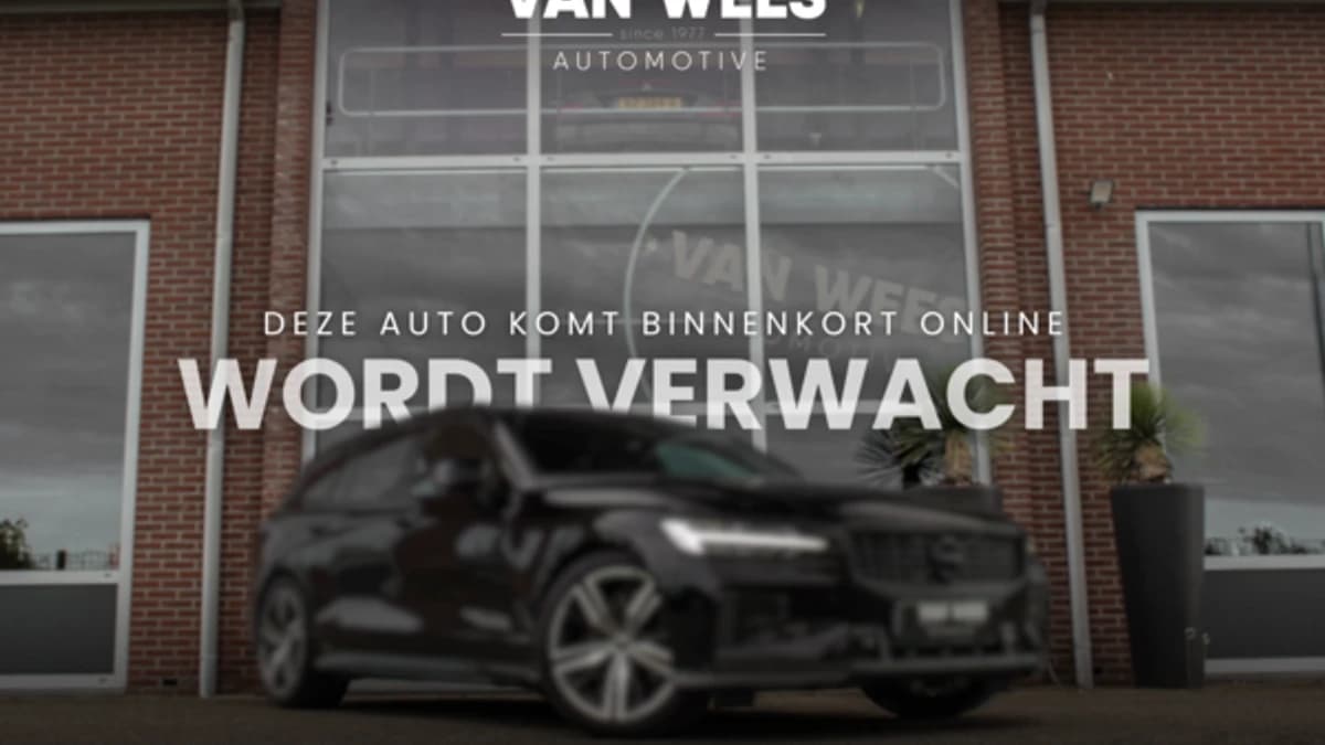 Volvo XC40 — foto 1