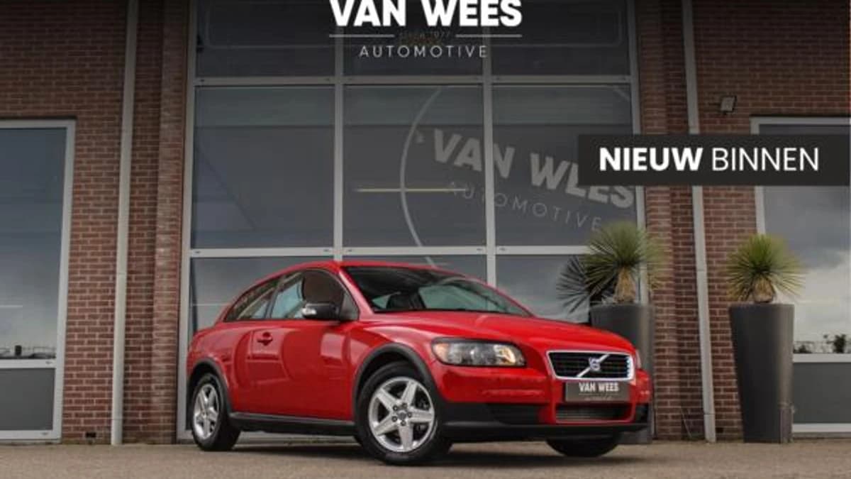 Volvo C30 — foto 1