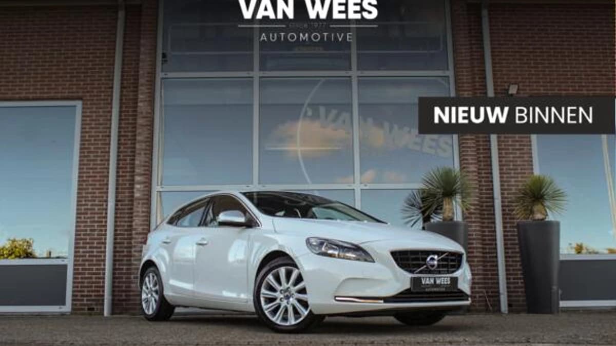 Volvo V40 — foto 1