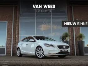 Volvo V40 thumbnail 1