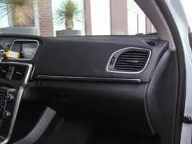 Volvo V40 thumbnail 32