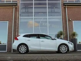 Volvo V40 thumbnail 7