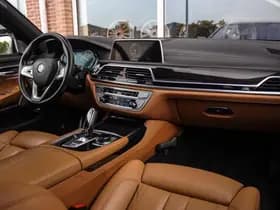 BMW 7-Serie thumbnail 11