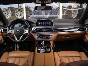 BMW 7-Serie thumbnail 3