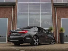 BMW 7-Serie thumbnail 5