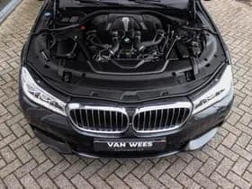 BMW 7-Serie thumbnail 10