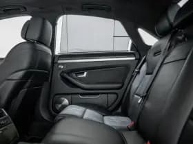 Audi A8 thumbnail 31