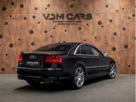 Audi A8 thumbnail 6