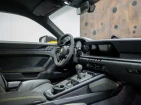 Porsche 911 thumbnail 17