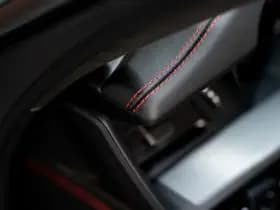 Porsche 911 thumbnail 30