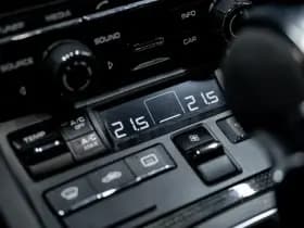 Porsche 911 thumbnail 24