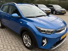 Kia Stonic 1.0 T-GDi MHEV DynamicLine NAVI + CAMERA thumbnail 3