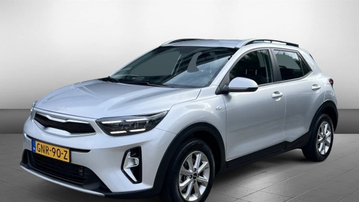 Kia Stonic 1.0 T-GDi MHEV DynamicLine NAVI + CAMERA — foto 1